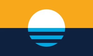 A blue and orange circle with stripes, this design highlights what to avoid from the list of 5 Things Not To Do With Your Logo Design.